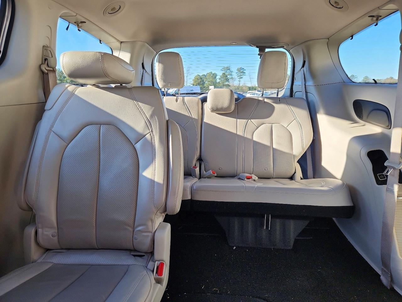 2021 CHRYSLER Pacifica