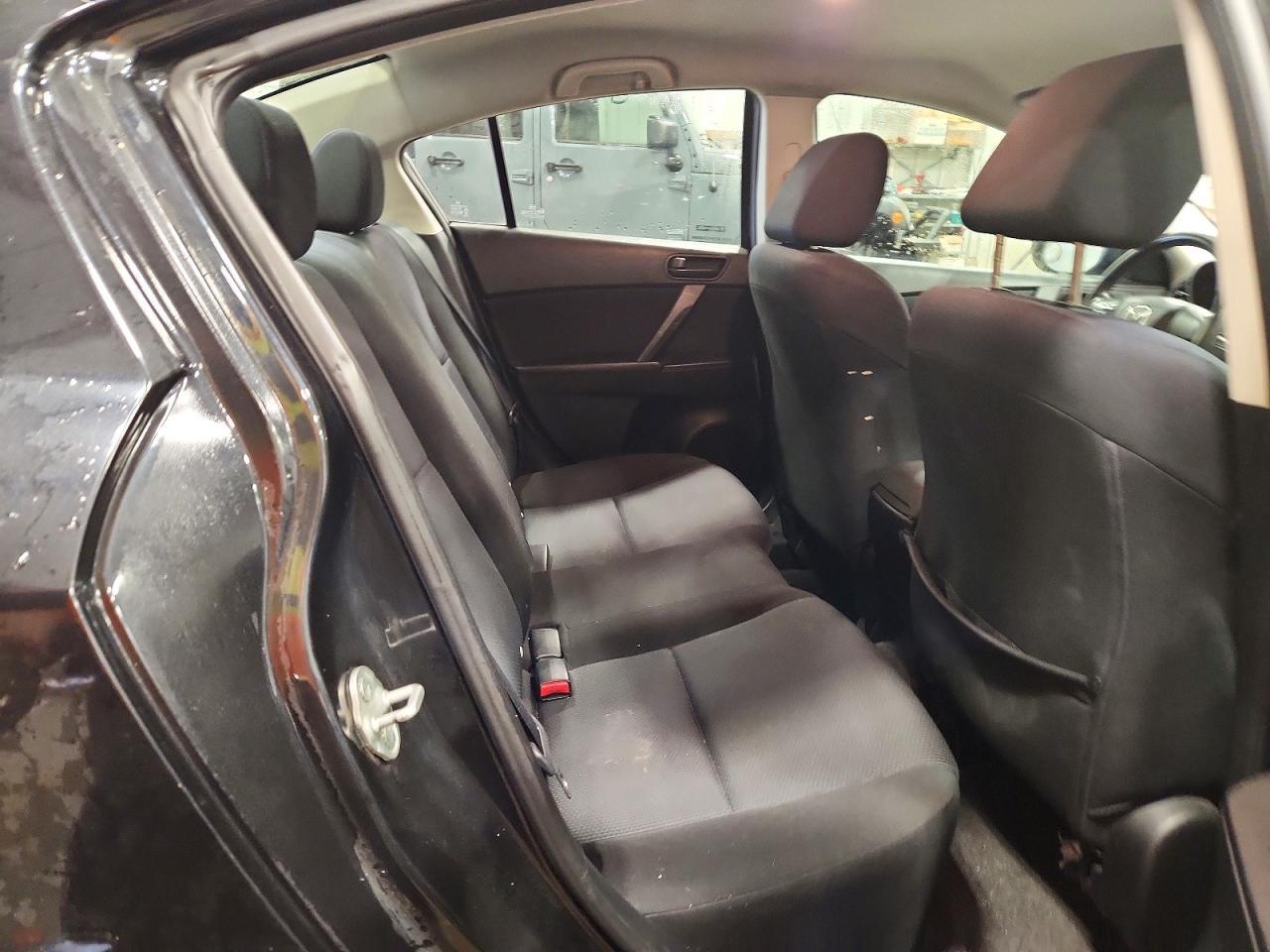2010 MAZDA 3