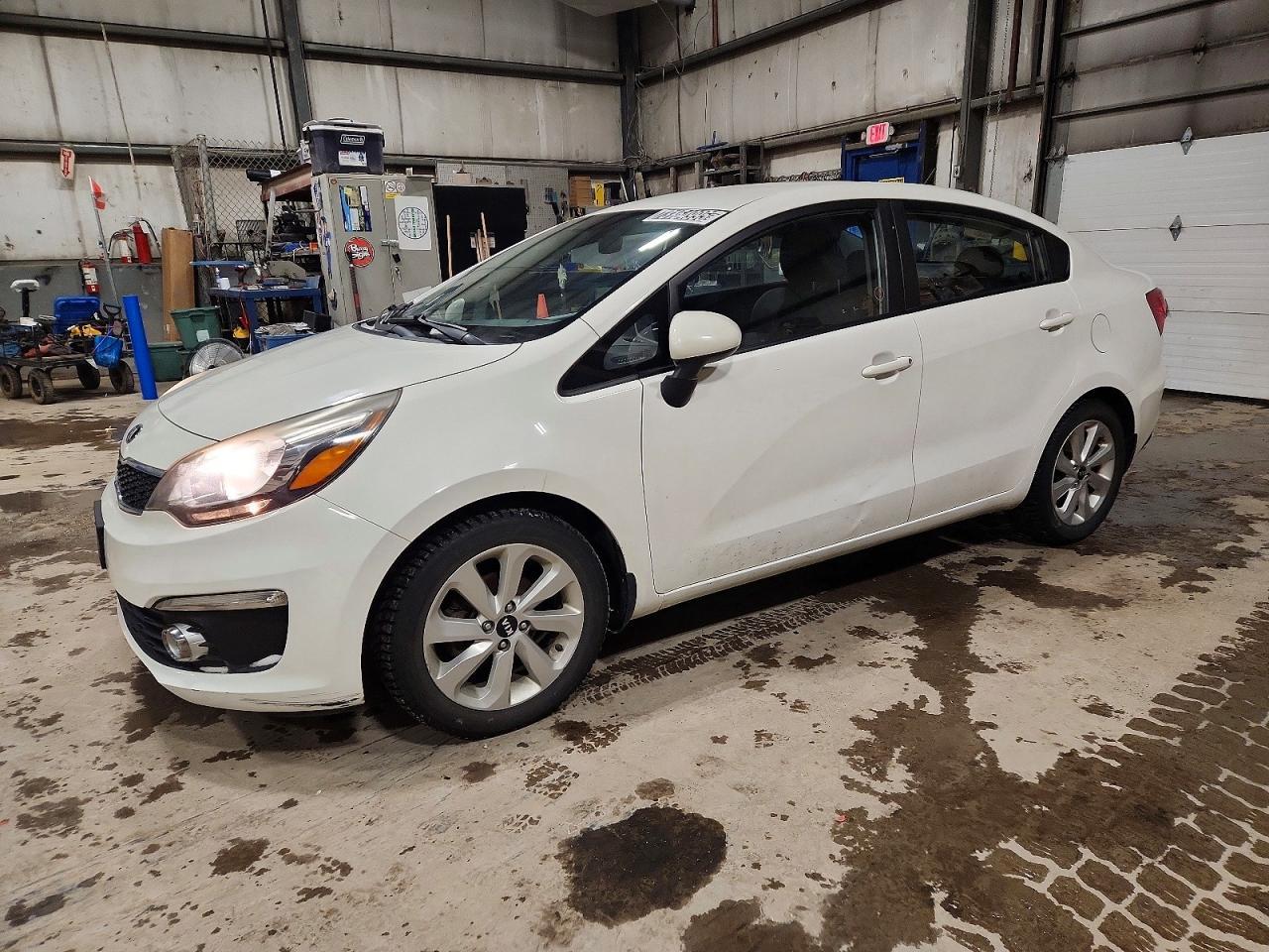 2016 KIA RIO