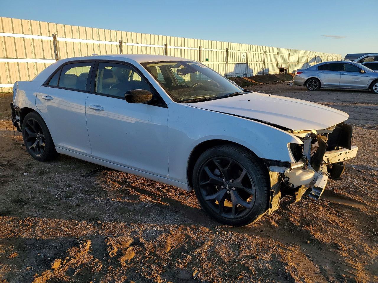 2022 CHRYSLER 300