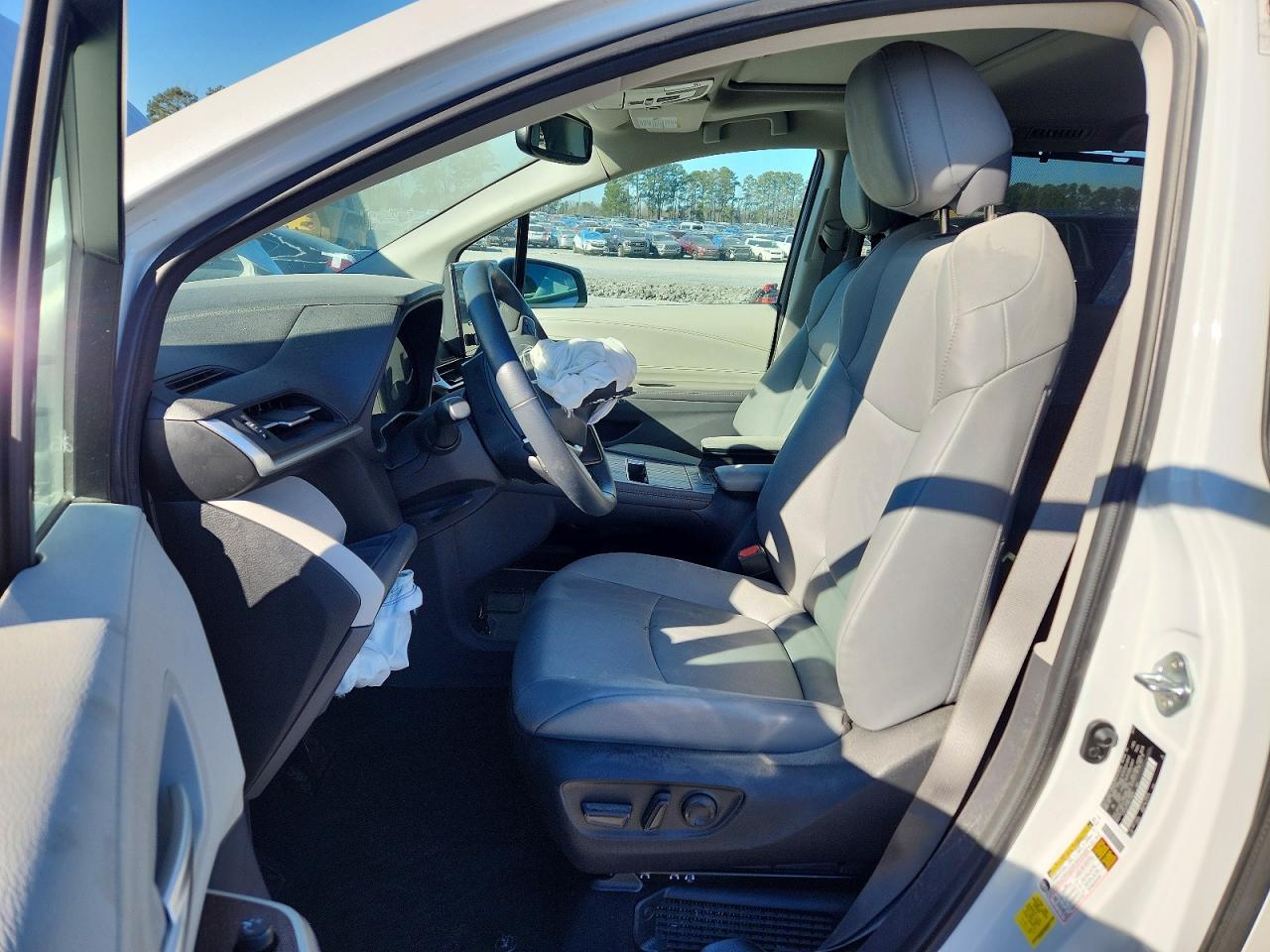 2024 TOYOTA SIENNA