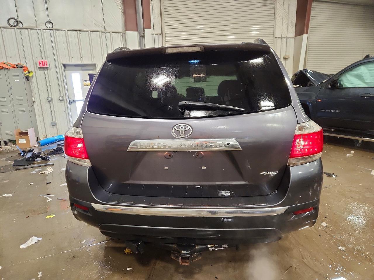 2012 TOYOTA HIGHLANDER