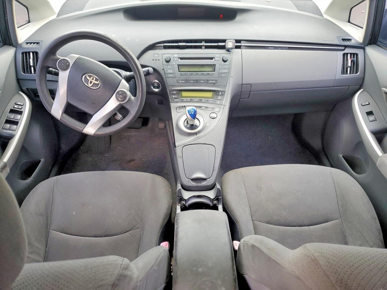 2011 TOYOTA PRIUS