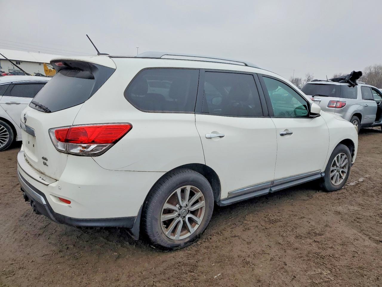 2014 NISSAN PATHFINDER