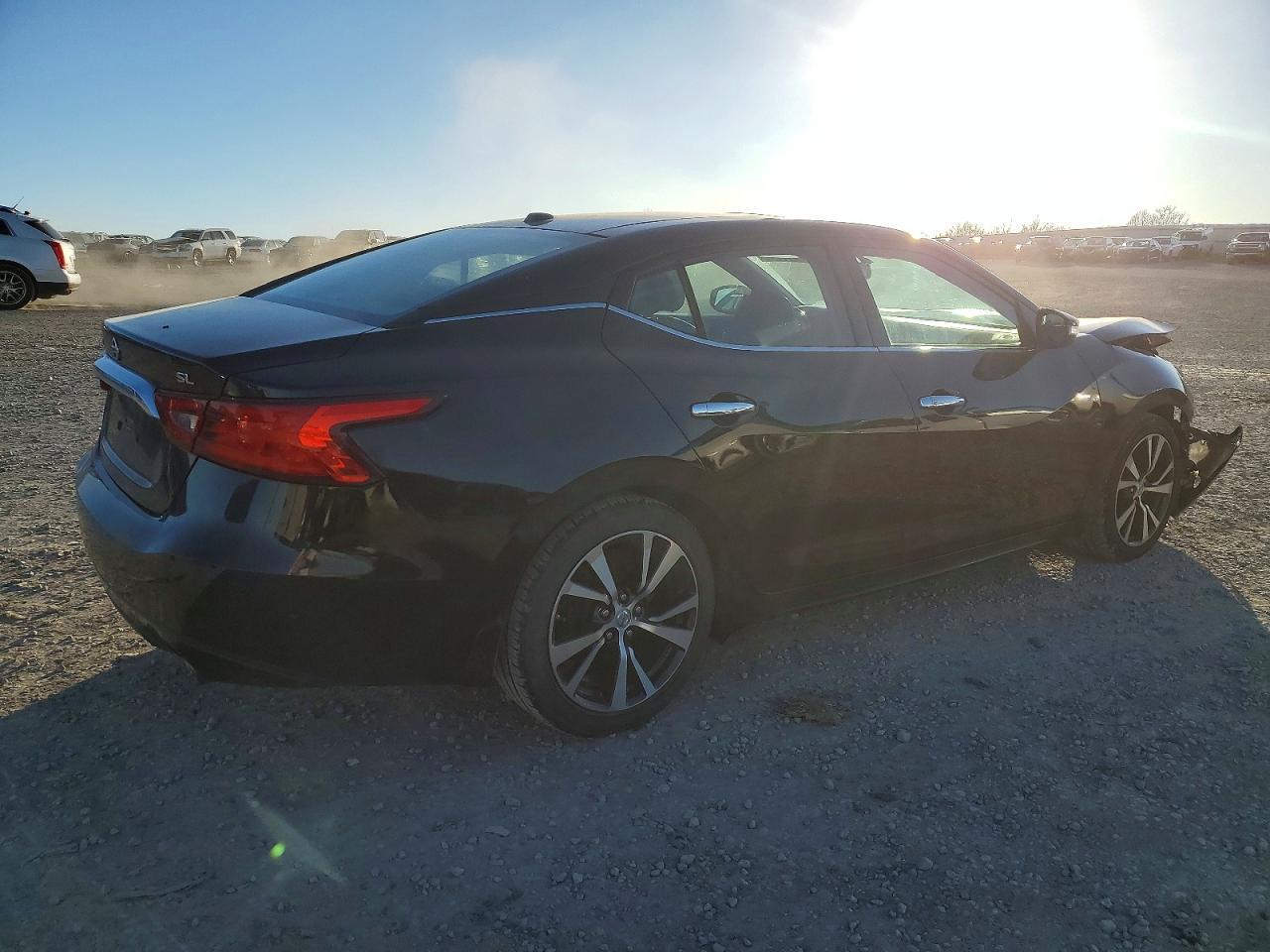2016 NISSAN Maxima