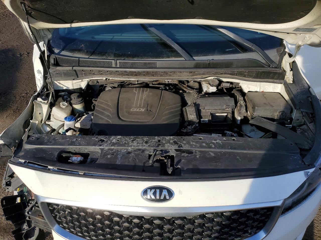 2016 KIA SEDONA