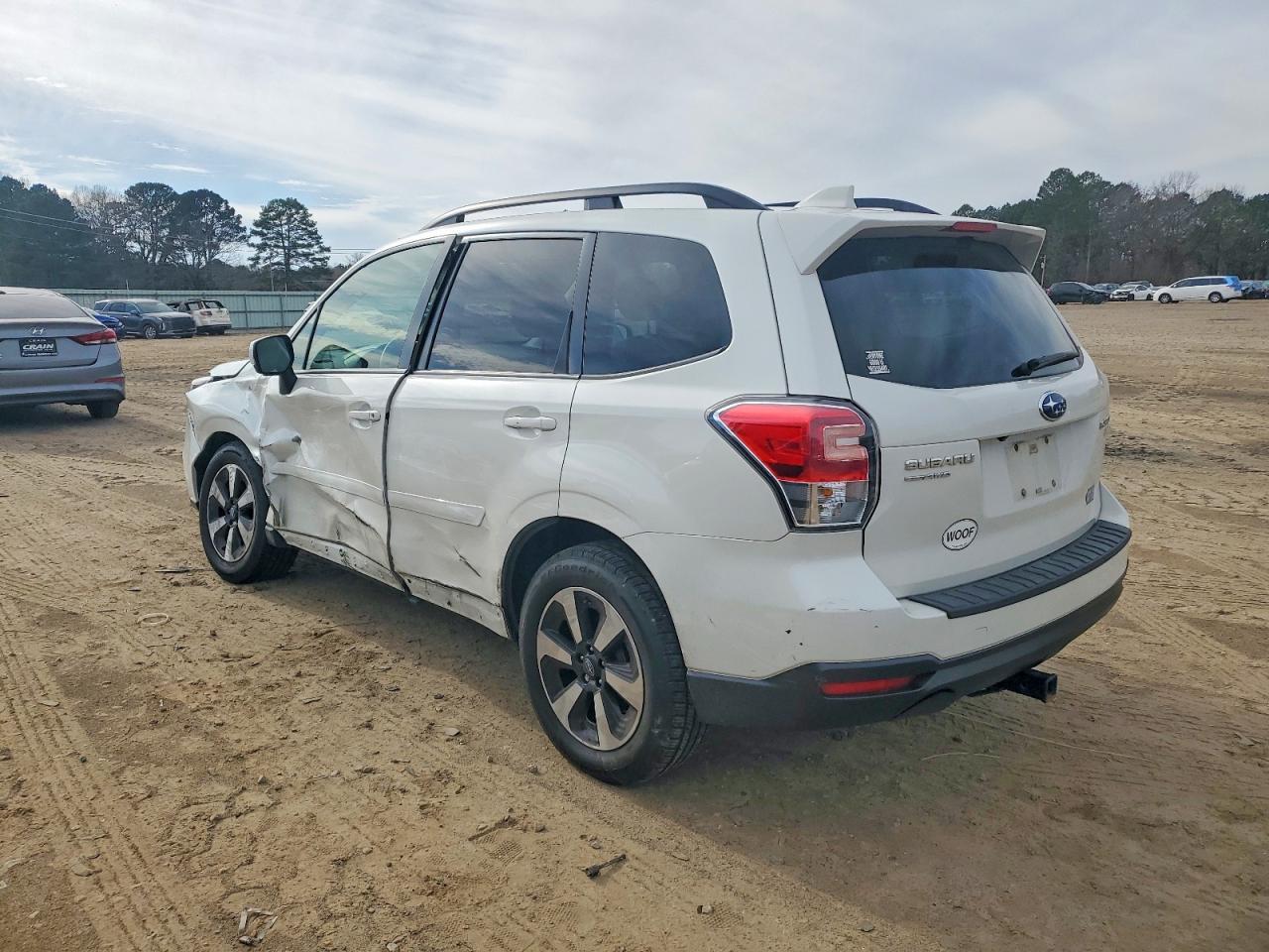 2017 SUBARU FORESTER