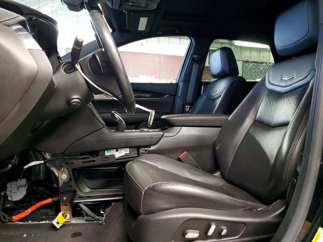 2021 CADILLAC XT5