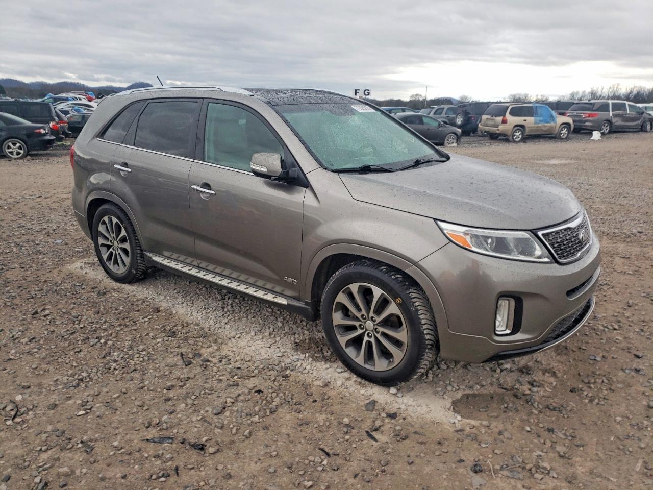 2014 KIA SORENTO