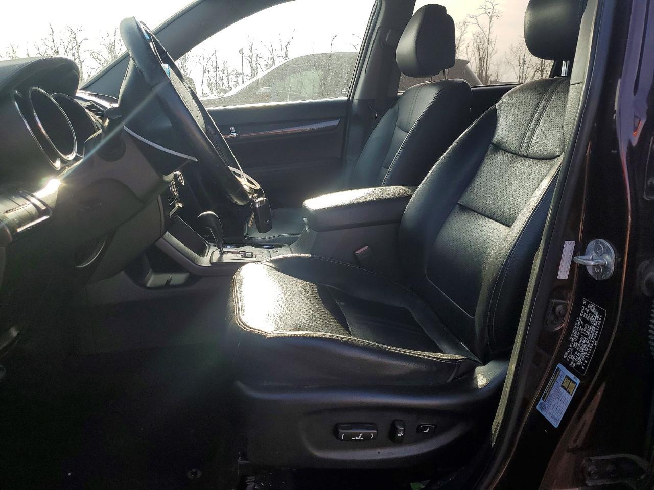 2011 KIA SORENTO