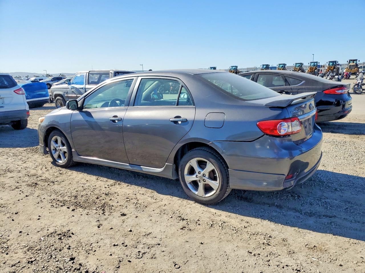2013 TOYOTA COROLLA