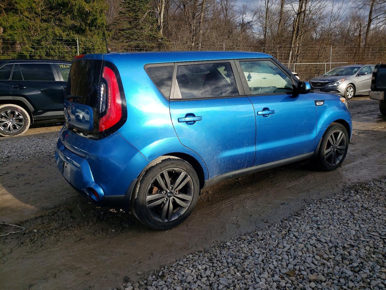 2015 KIA SOUL