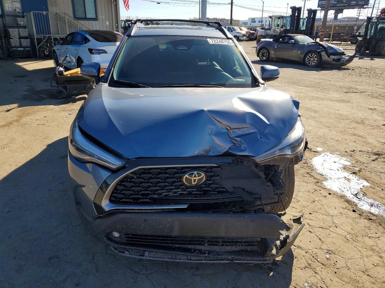 2024 TOYOTA Corolla Cross