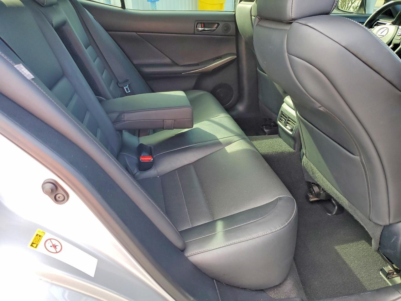 2015 LEXUS IS 350
