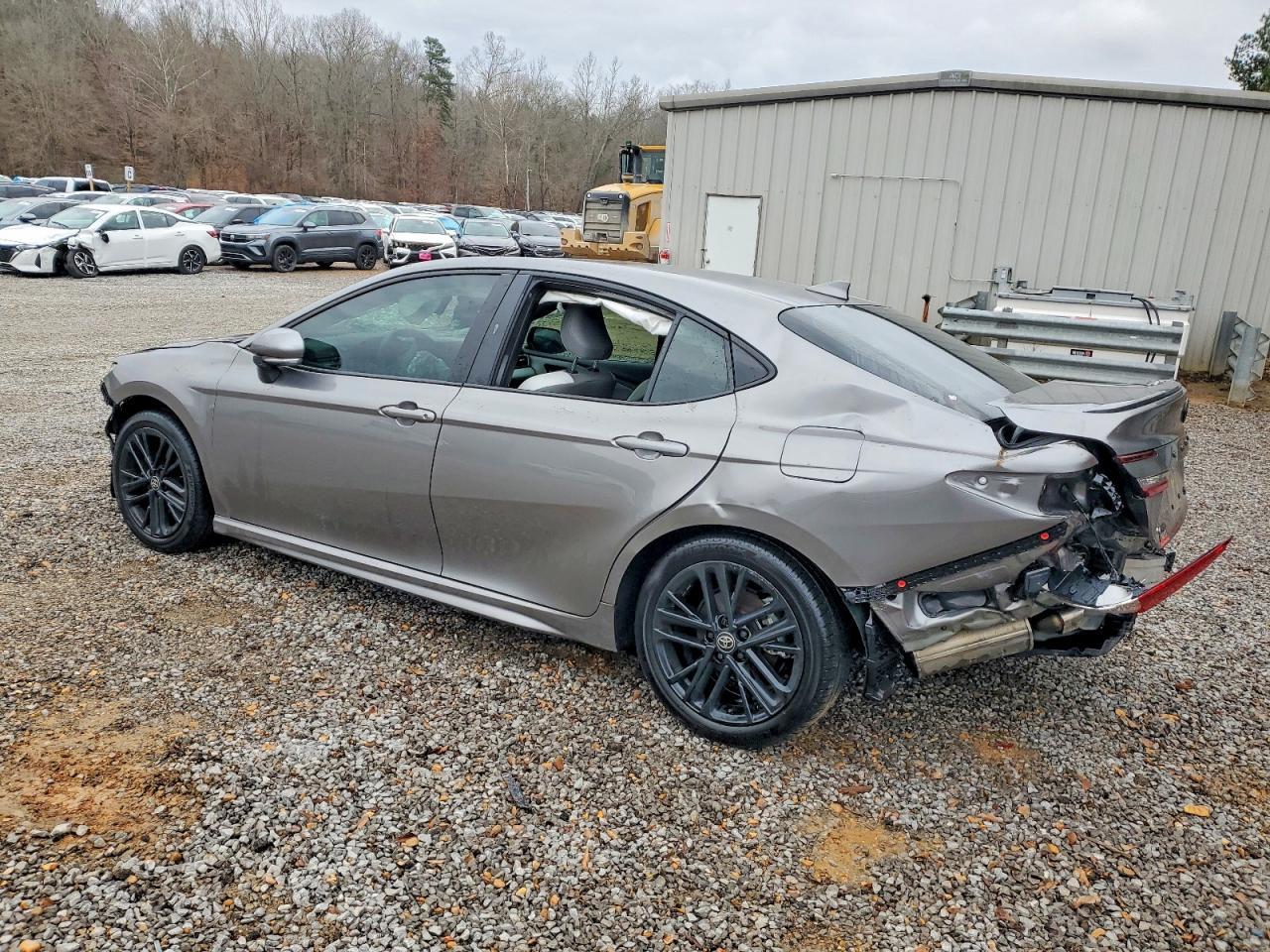 2025 TOYOTA CAMRY