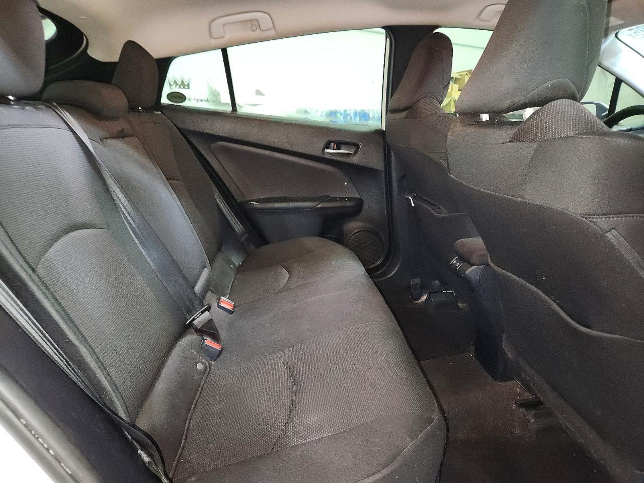 2019 TOYOTA PRIUS