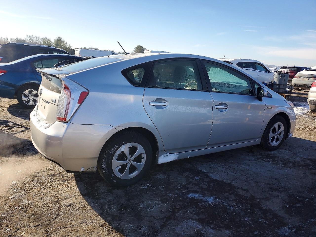 2014 TOYOTA PRIUS