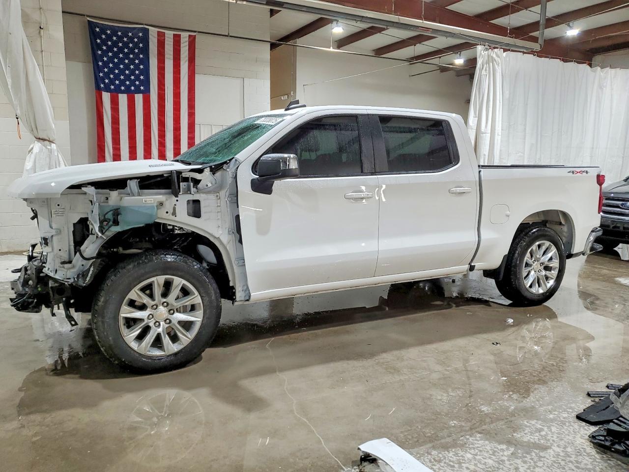 2024 CHEVROLET Silverado