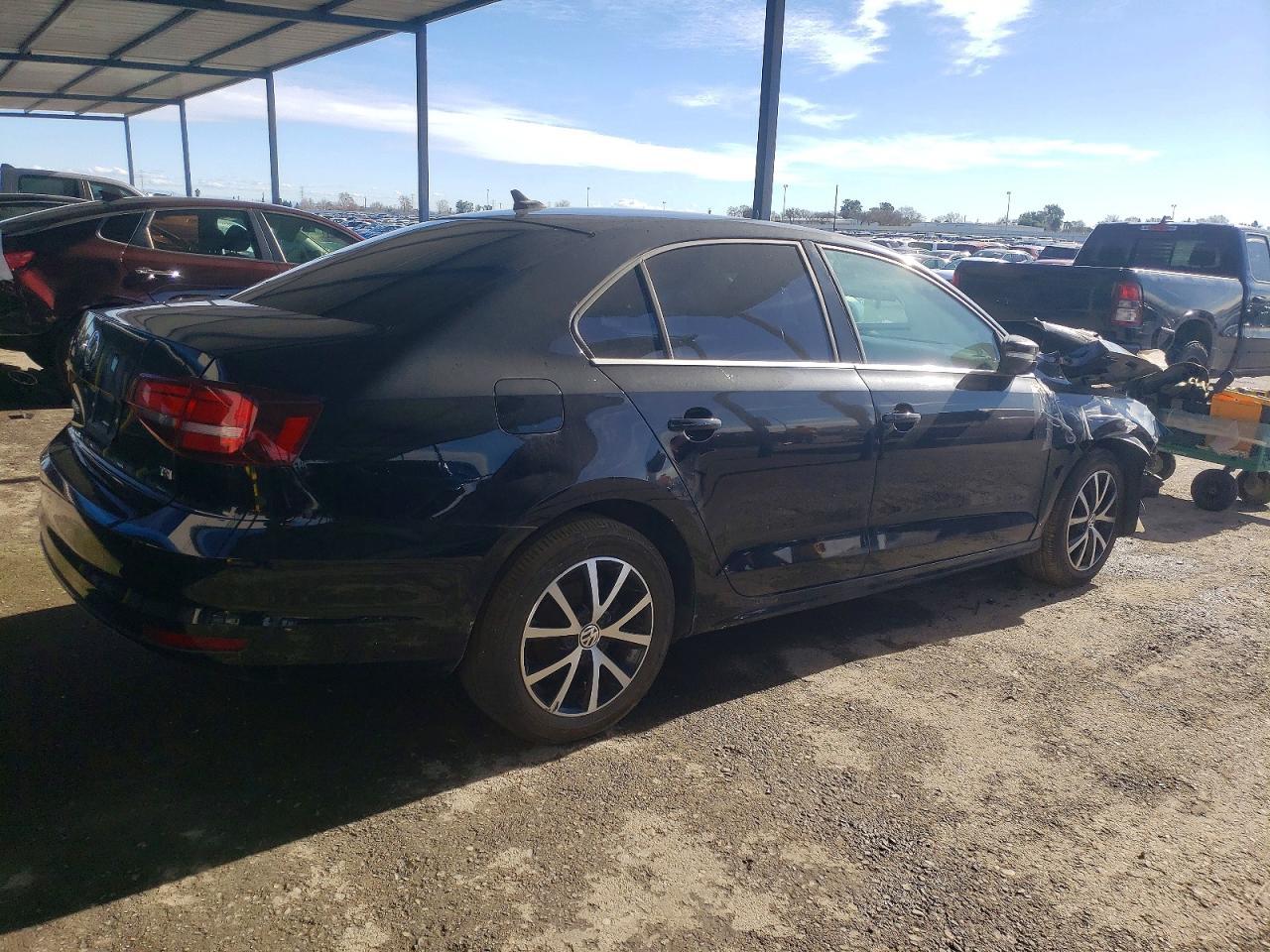 2017 VOLKSWAGEN JETTA