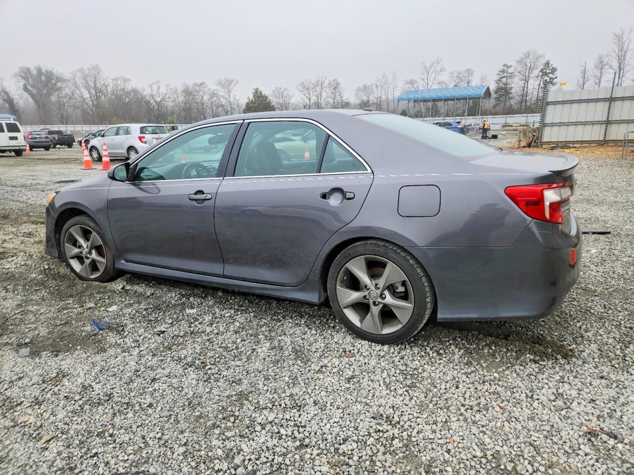 2012 TOYOTA CAMRY