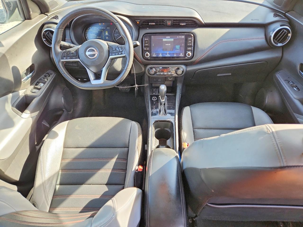 2023 NISSAN KICKS