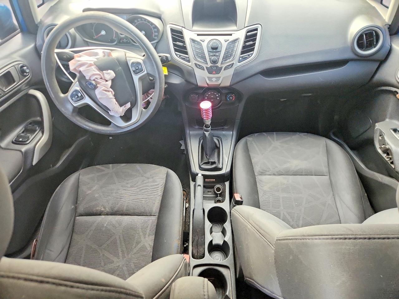 2012 FORD Fiesta