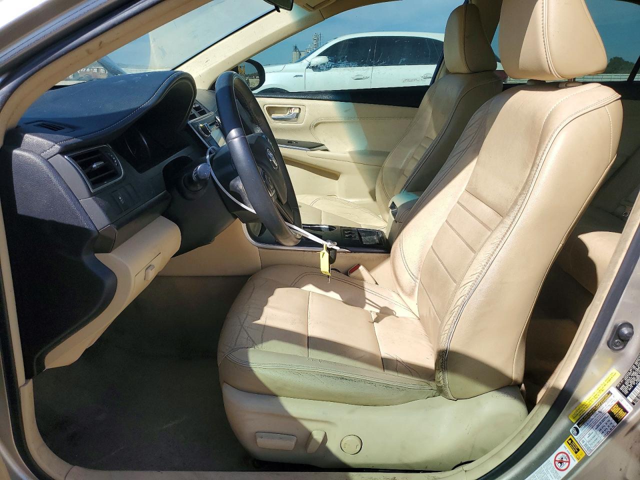 2017 TOYOTA CAMRY