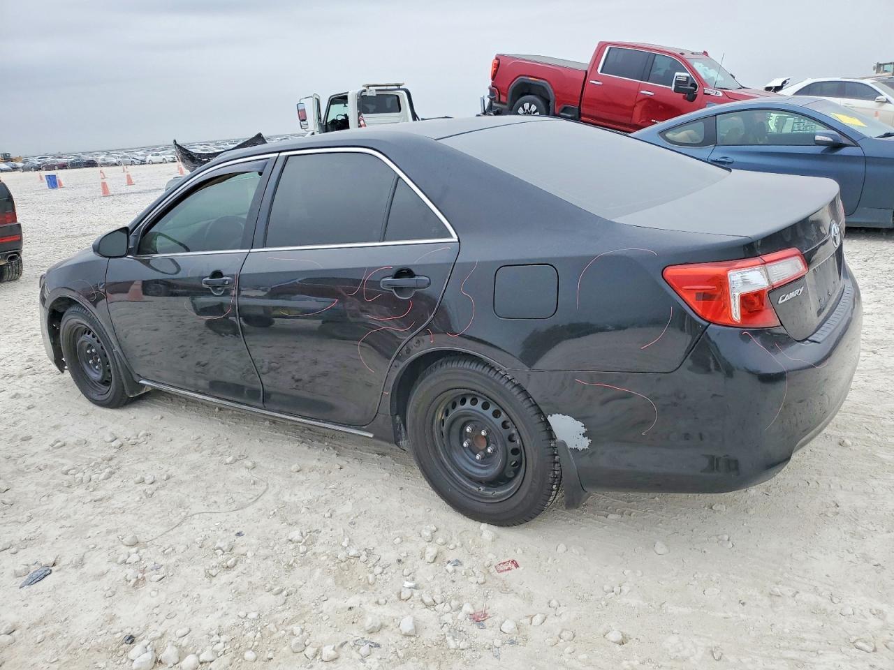 2014 TOYOTA CAMRY