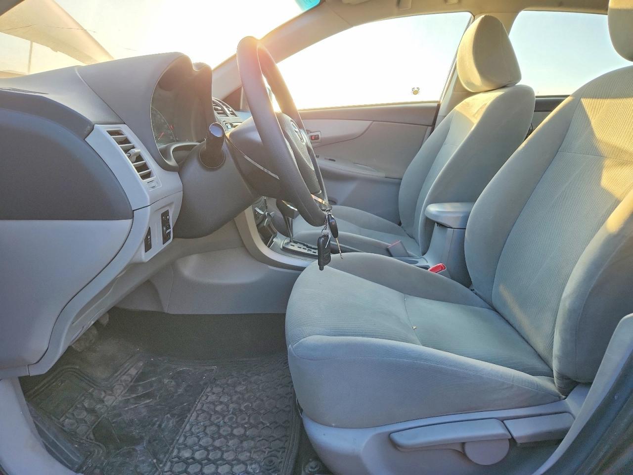 2012 TOYOTA COROLLA