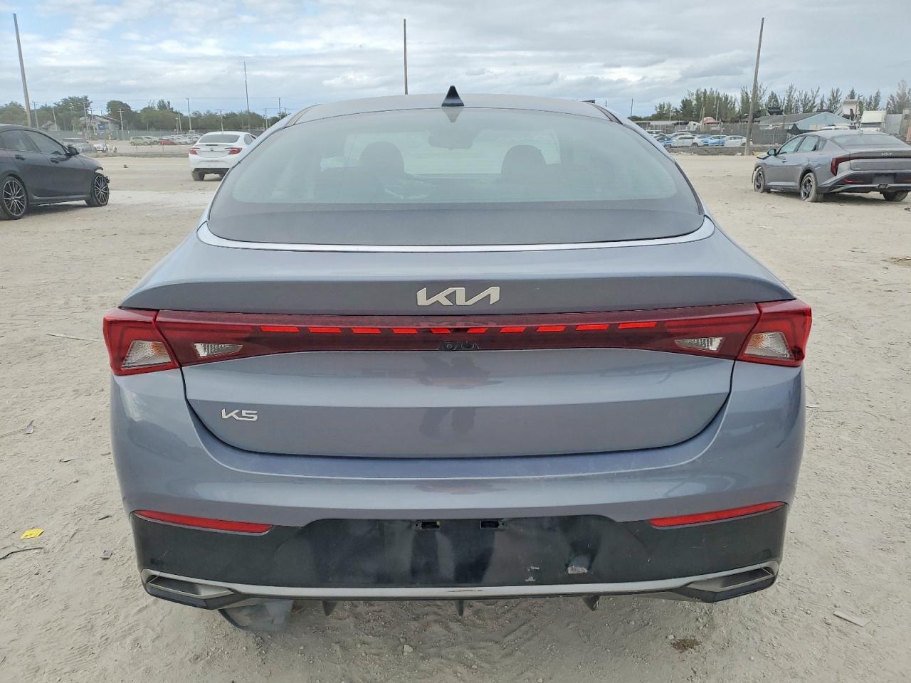 2023 KIA K5