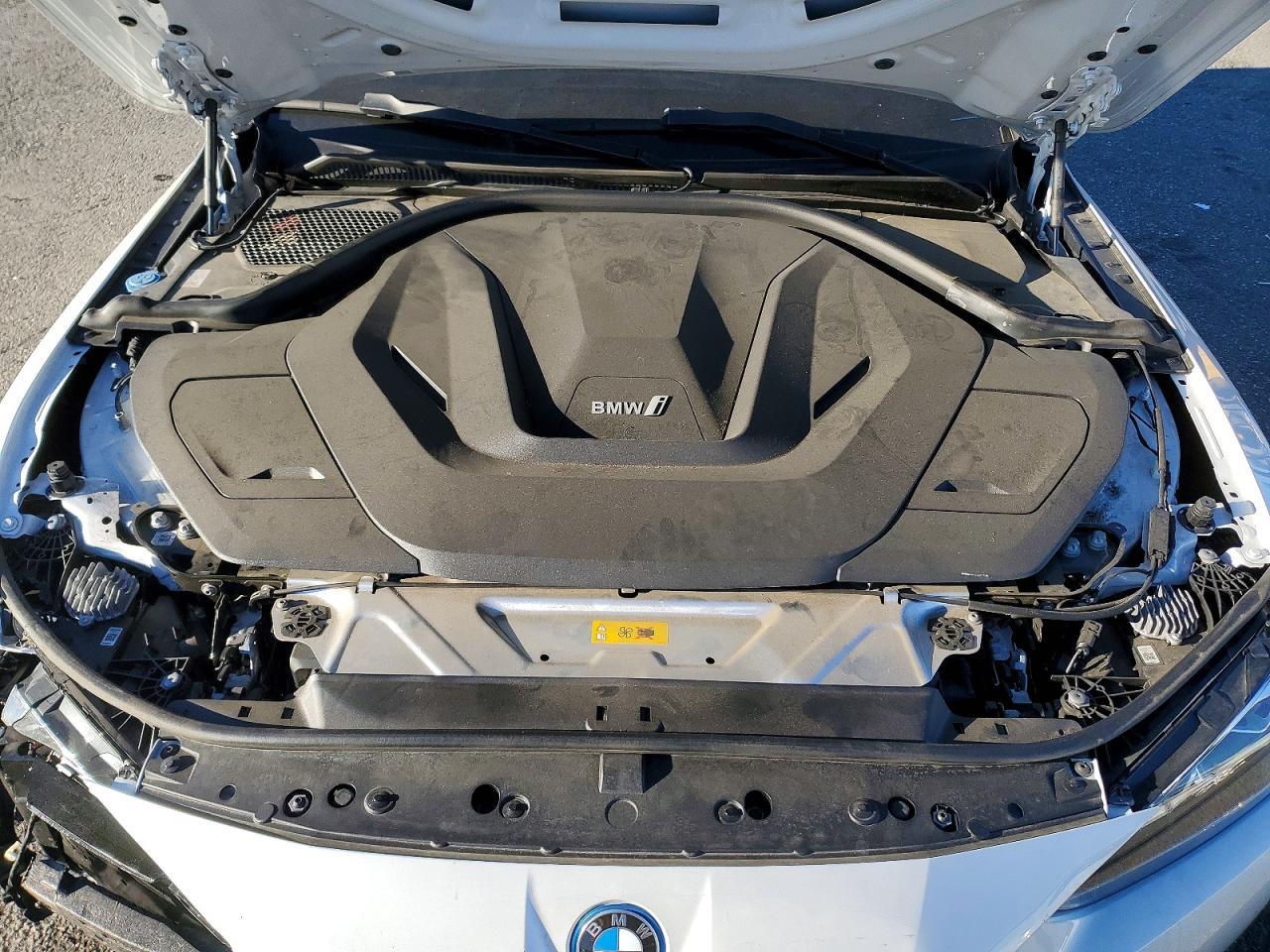 2024 BMW i4