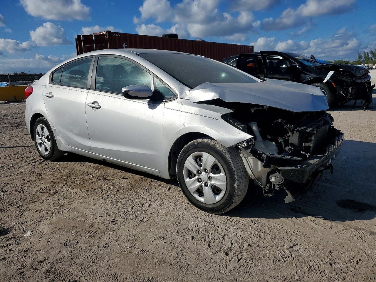 2015 KIA FORTE
