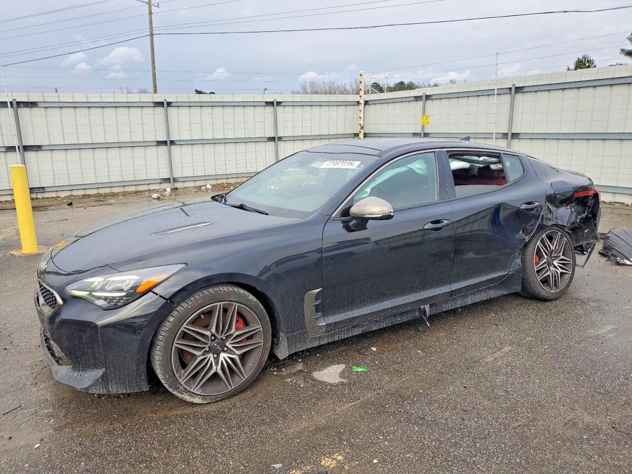 2022 KIA Stinger