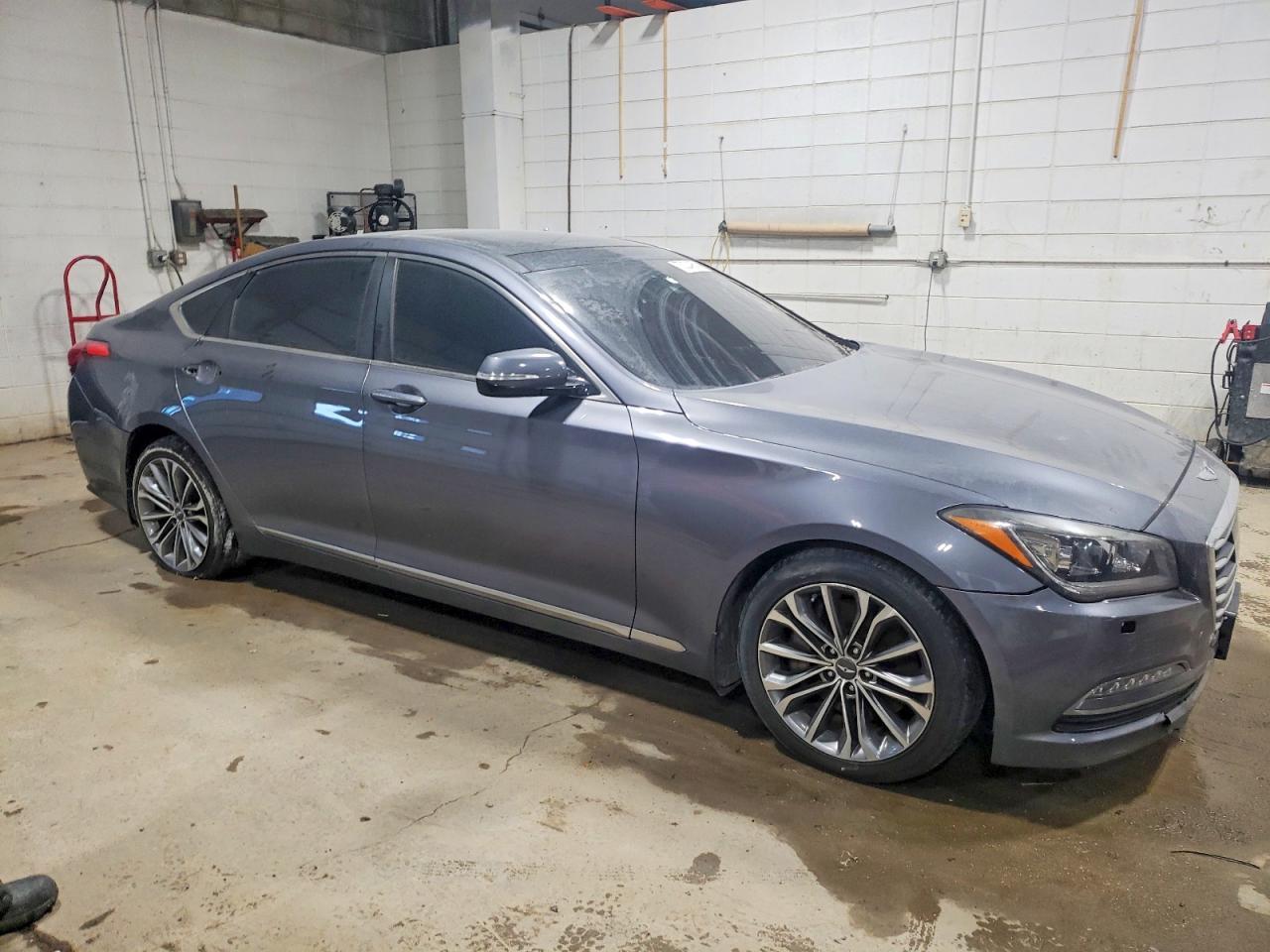2016 HYUNDAI GENESIS