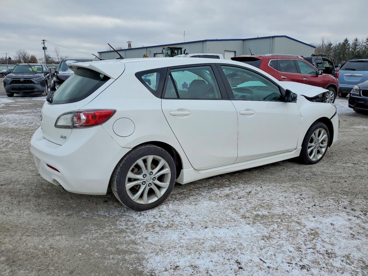 2011 MAZDA 3