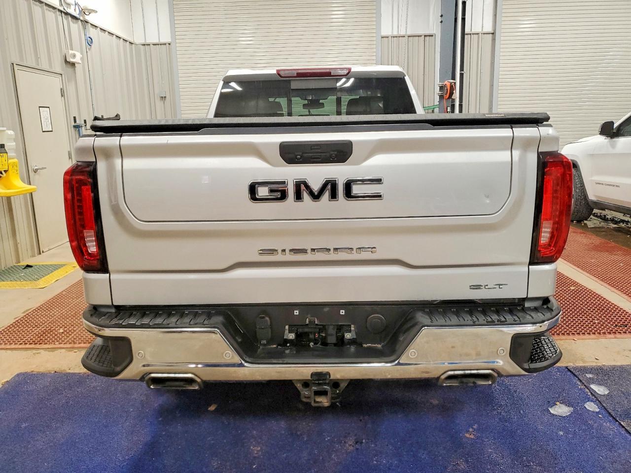 2021 GMC Sierra