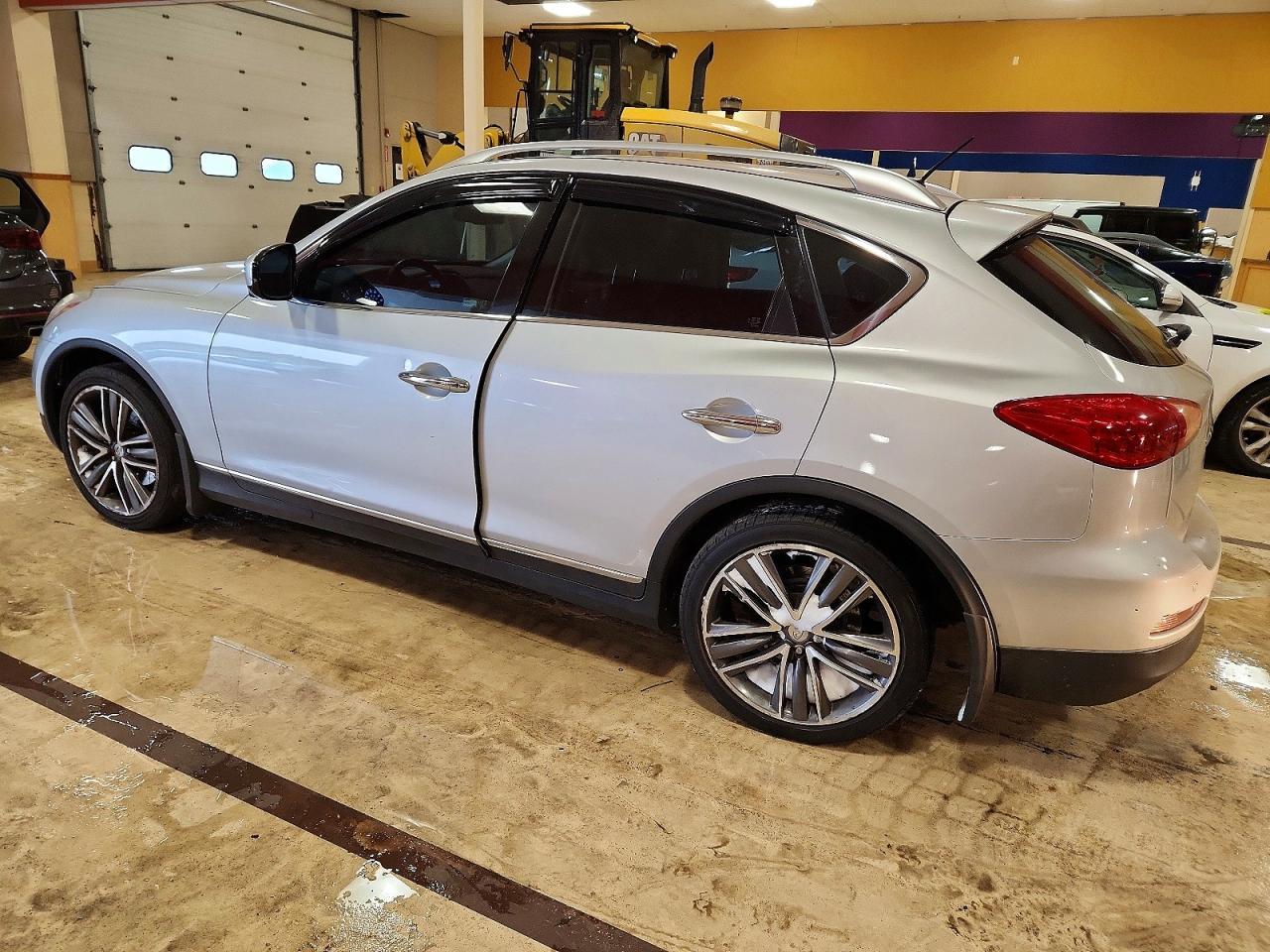 2011 INFINITI EX35