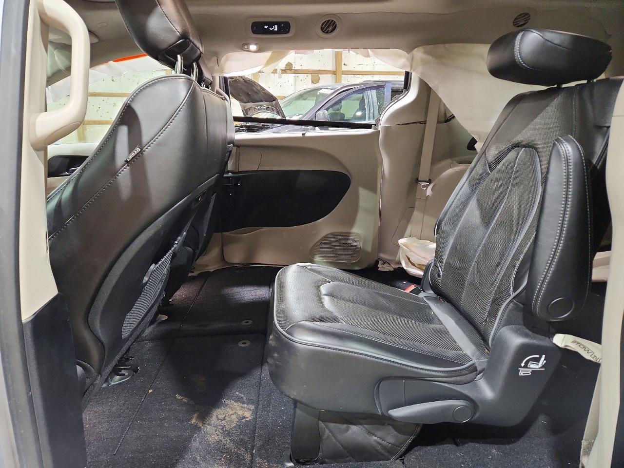 2020 CHRYSLER Pacifica