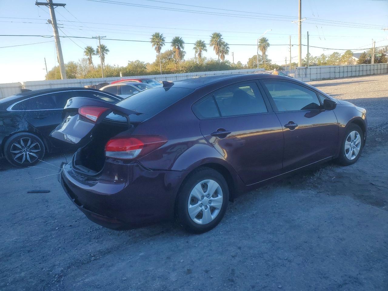 2017 KIA FORTE