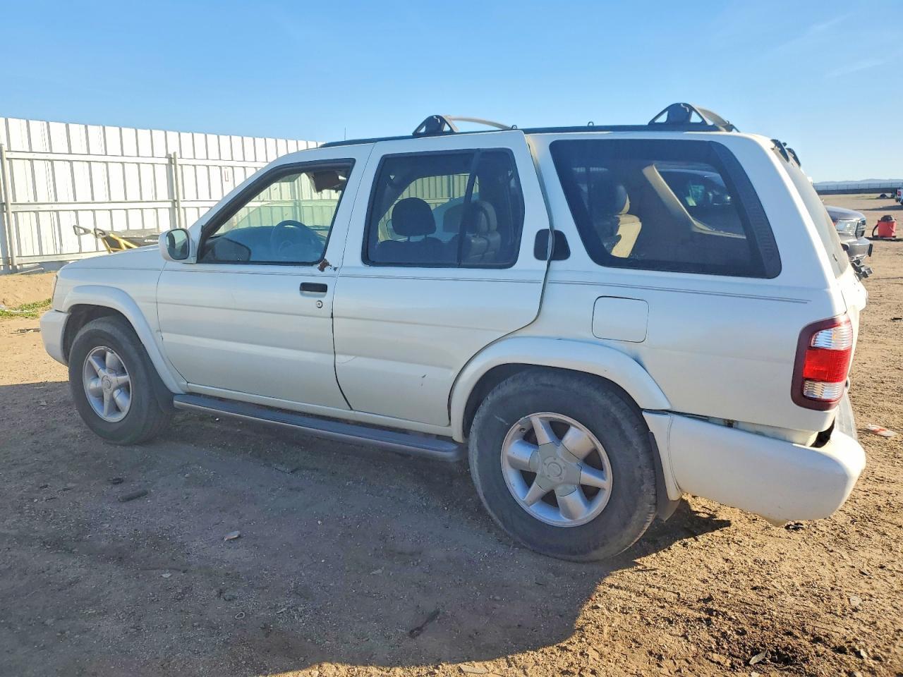 2001 NISSAN PATHFINDER