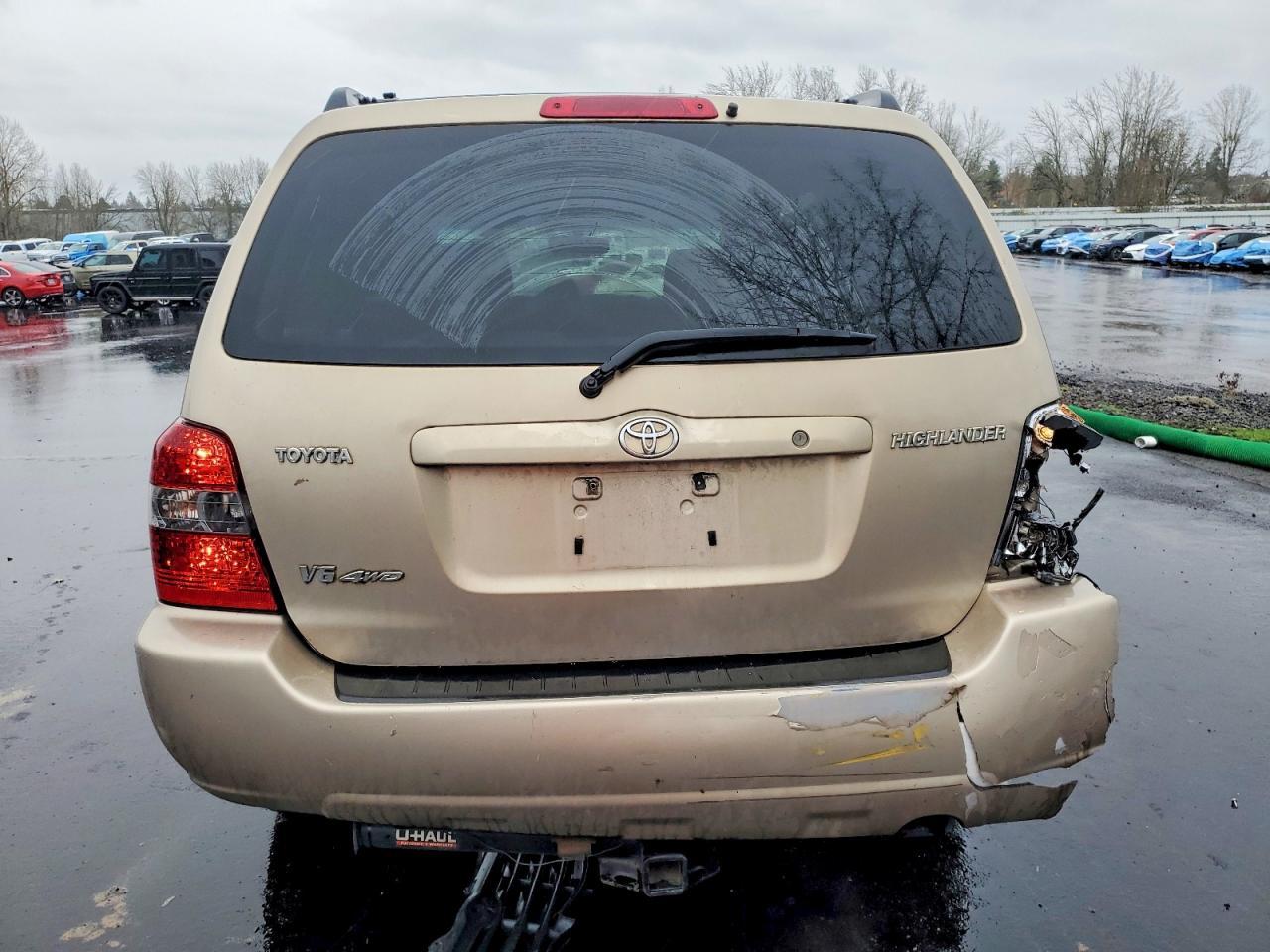 2004 TOYOTA HIGHLANDER