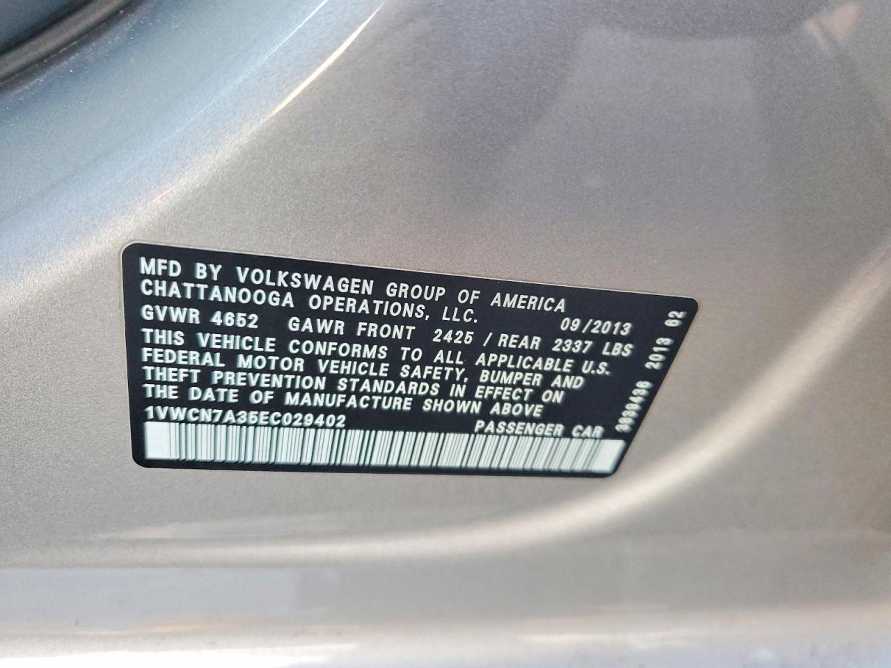 2014 VOLKSWAGEN Passat