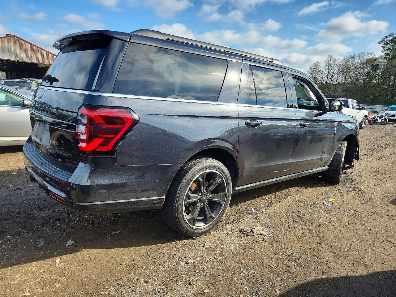 2022 FORD Expedition