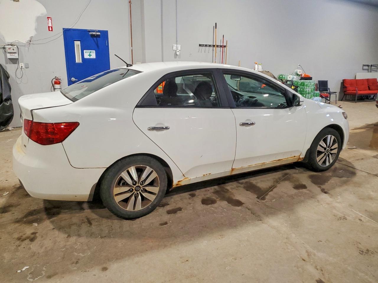 2013 KIA FORTE