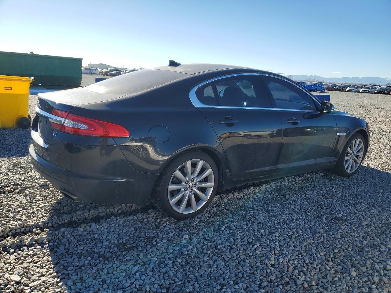 2013 JAGUAR XF
