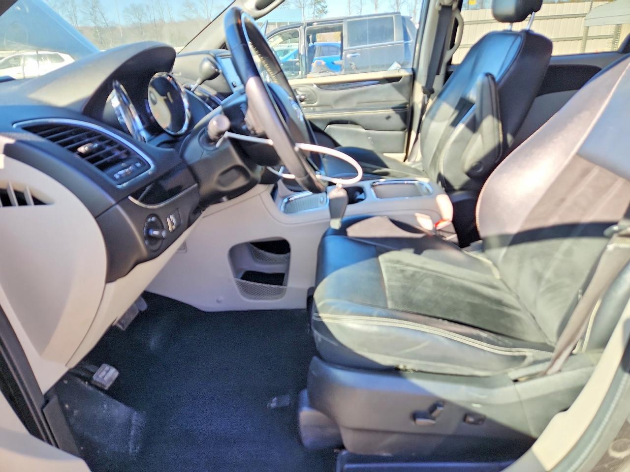 2017 DODGE GRAND CARAVAN