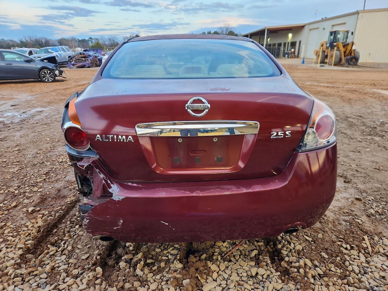 2010 NISSAN ALTIMA
