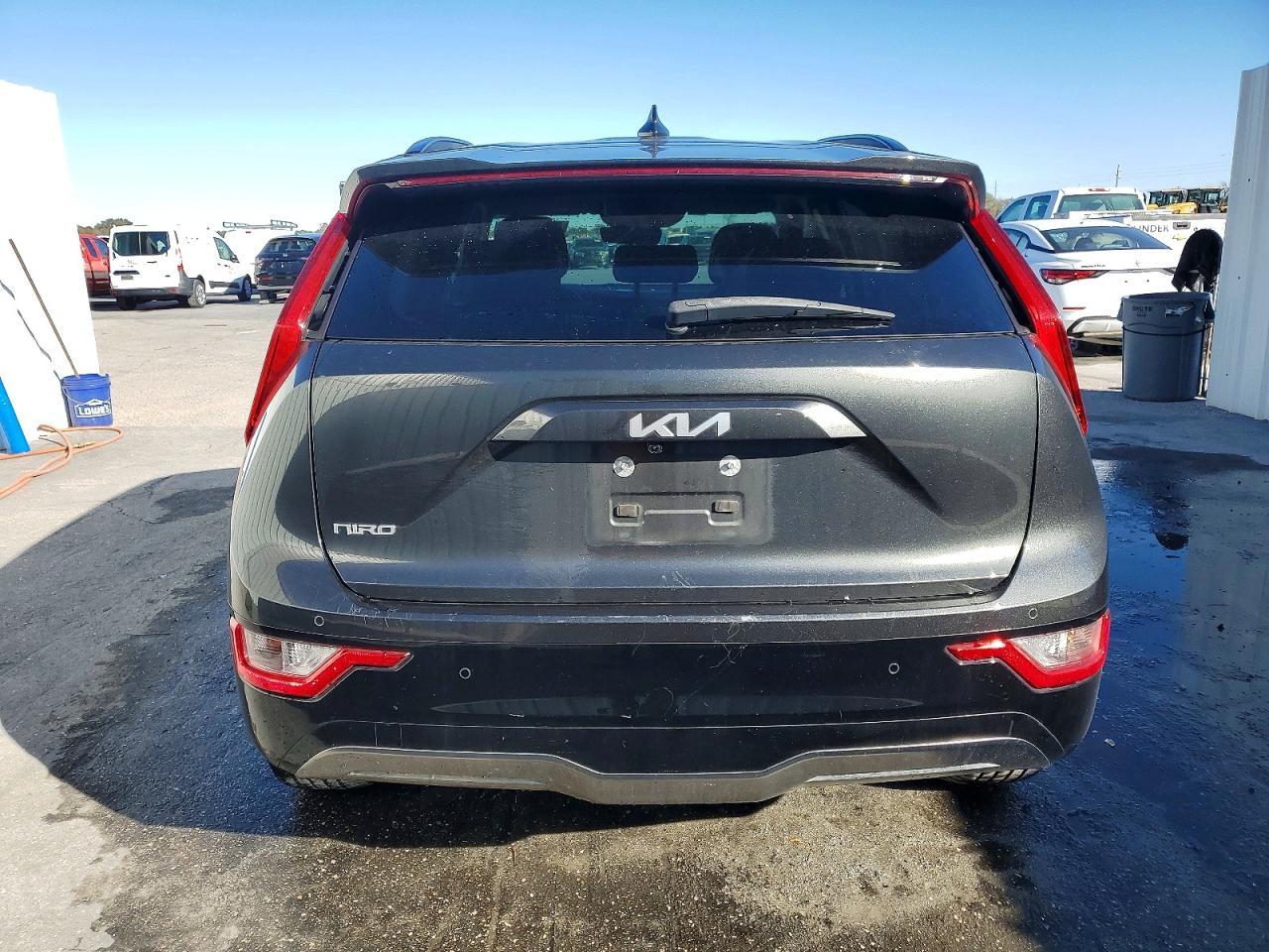 2024 KIA Niro
