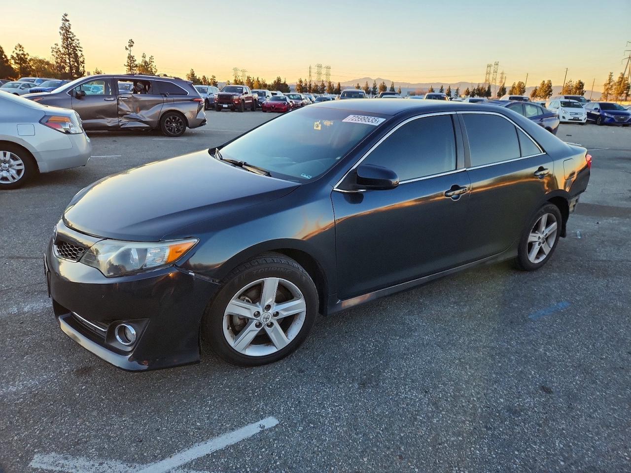 2012 TOYOTA CAMRY