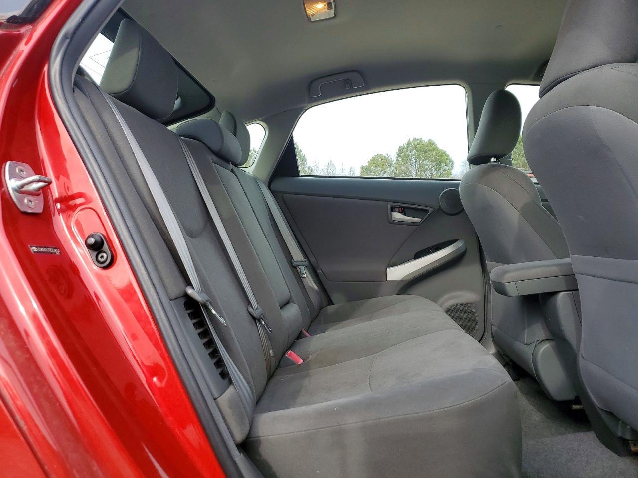 2011 TOYOTA PRIUS
